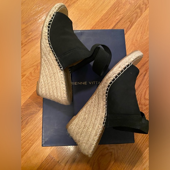 Adrienne vittadini wedge size 7. - Picture 4 of 9